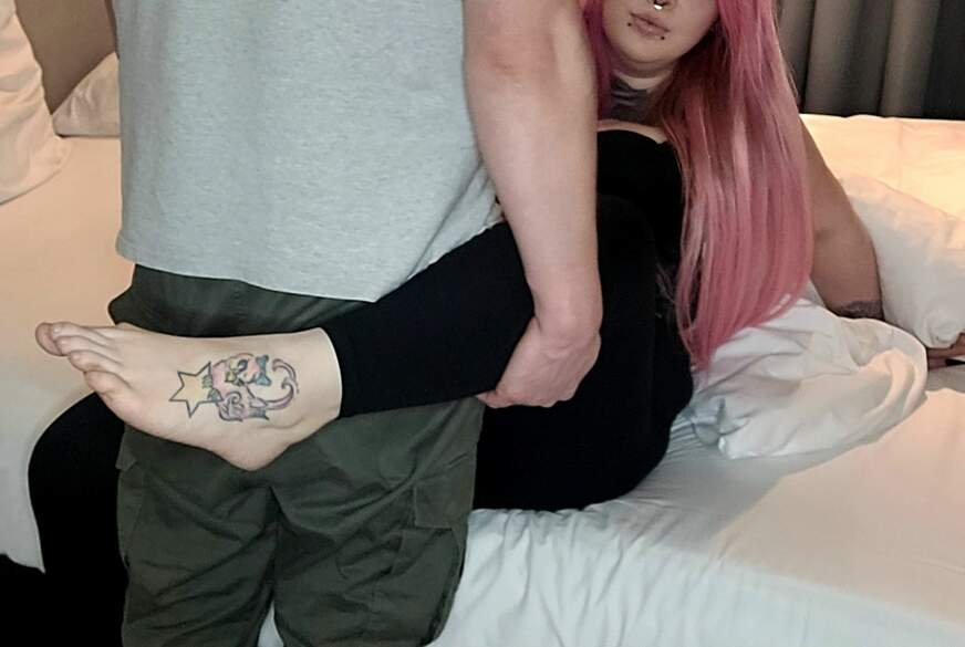 TattooTeufelchen92: Geil im Hotel G******n und G*****t! USERDREH !