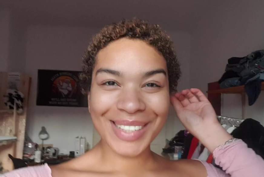 Kiki-Hansen: MEIN ERSTES MASTURBATIONS VIDEO! ICH MACHE ES MIR SELBST!