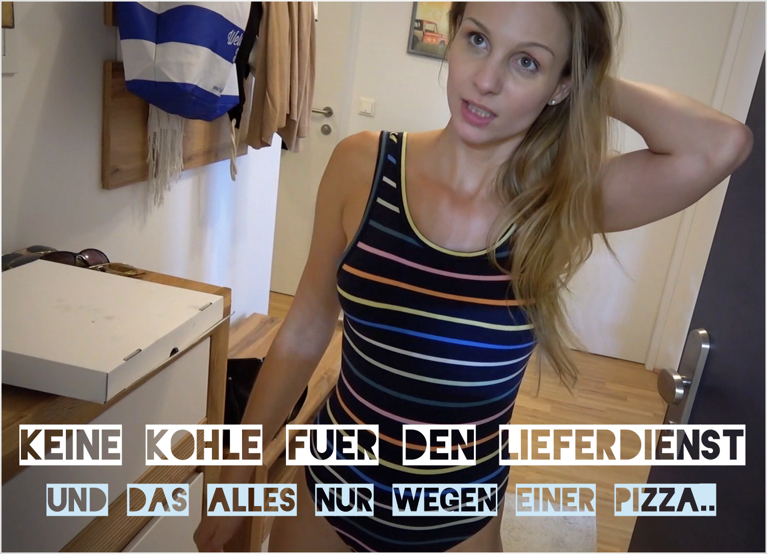 Ich musste den ganzen Tag arbeiten und hab dabei total aufs Essen vergessen.. Gott war ich hungrig, also hab ich mir auf die schnelle eine Pizza bestellt, die eine geschlagene Stunde brauchte bis sie bei mir war. Dann stand der Lieferant endlich vor meiner Türe und ich suchte nach Bargeld in meiner Geldbörse, vergeblich.. Fuck was jetzt? Mein Magen knurrte, ich konnte ihn doch nicht einfach mit meiner heißen Pizza wegschicken!! Tja Lösung haben wir gefunden und ich bin mir sicher der Bote kommt nun öfter, aber Pizza geht doch immer oder? ;D