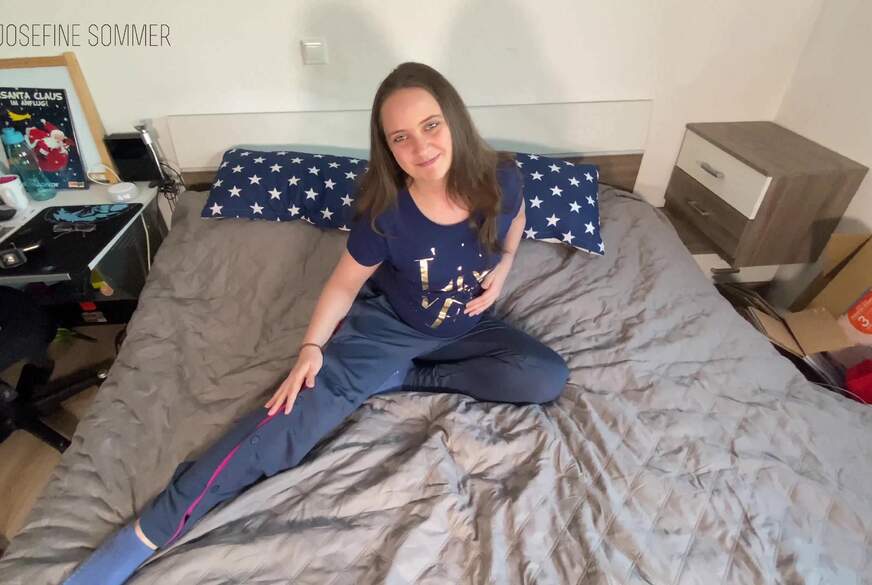 Josefine-Sommer: Endlich wieder einen S*****z -  das erste mal D***y vor der Cam