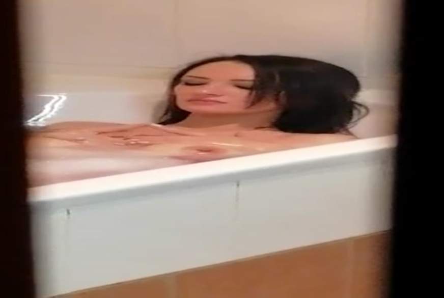 Katjadeluxe69: Solof**k in der Badewanne
