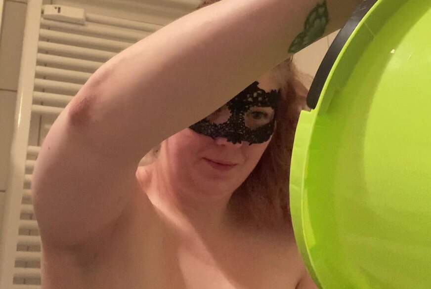 Die schönste Dusche Natursekt von CurvySecret pic2