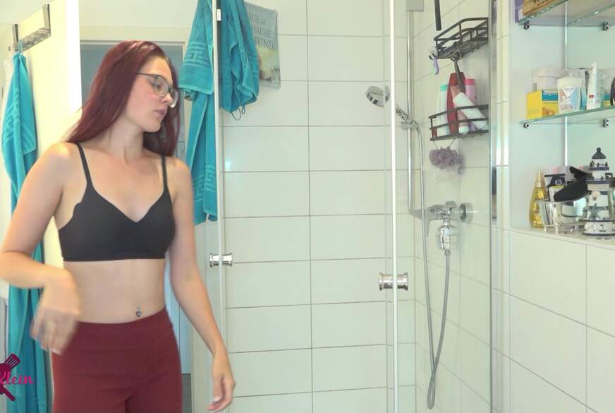 Bella-Klein: Kommst du mit mir in die Dusche ?