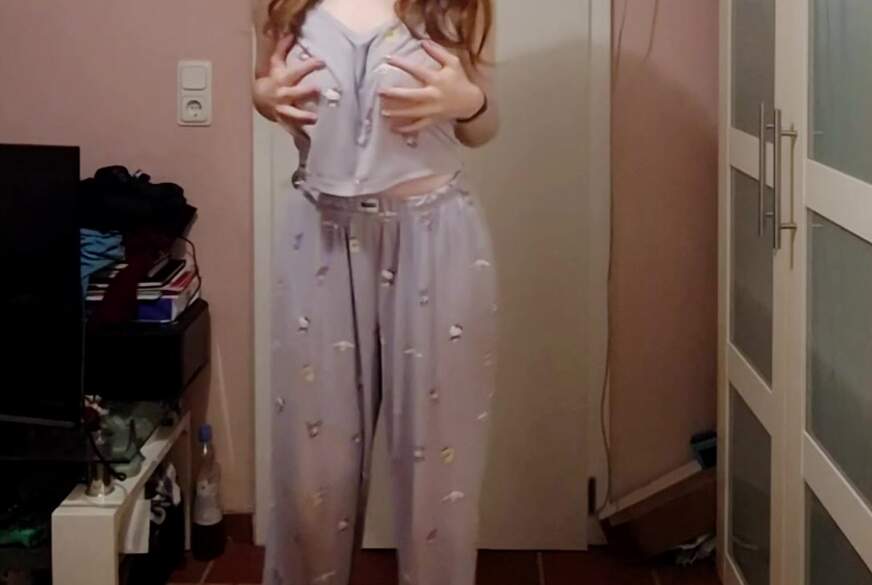 LanaSweet99: strippen