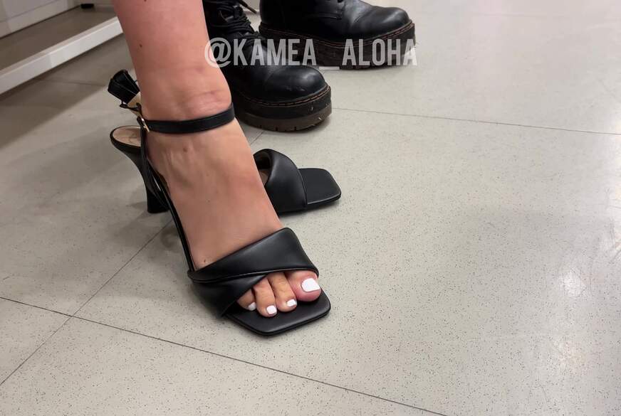 Neue Schuhe kaufen von KameaAloha