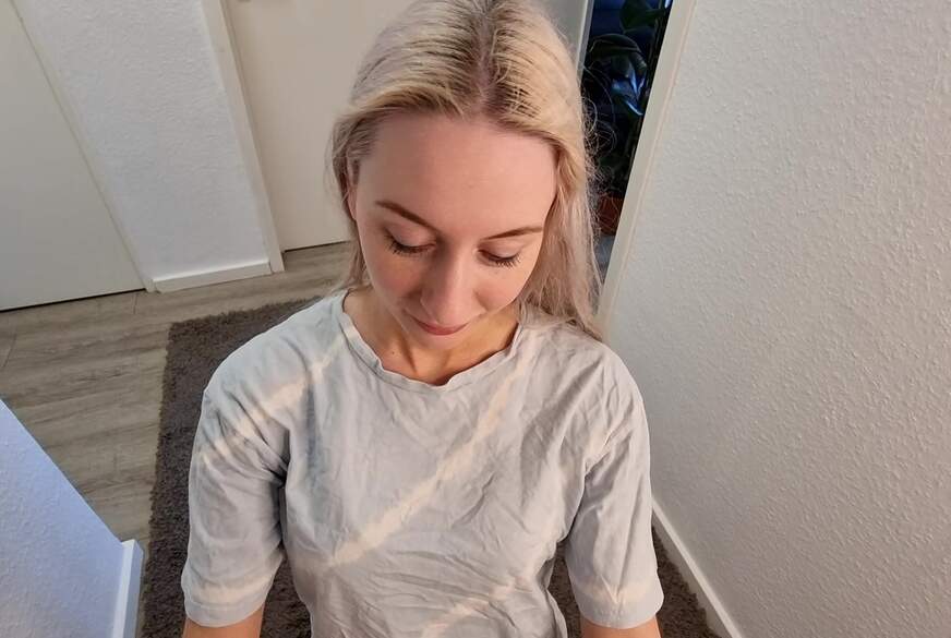 Mein erstes B**wjob Video inklusive Schlucken! von Emma-Dreams pic2