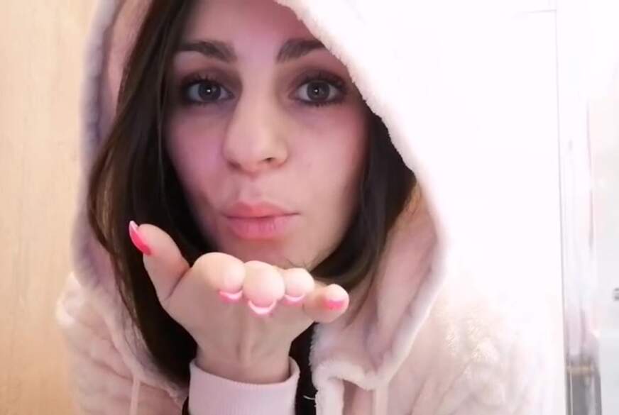 Loella-Rose: Das trage ich unter meinem Kuschel Jumpsuit