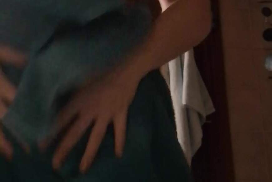 Lena-M: Nach dem Duschen