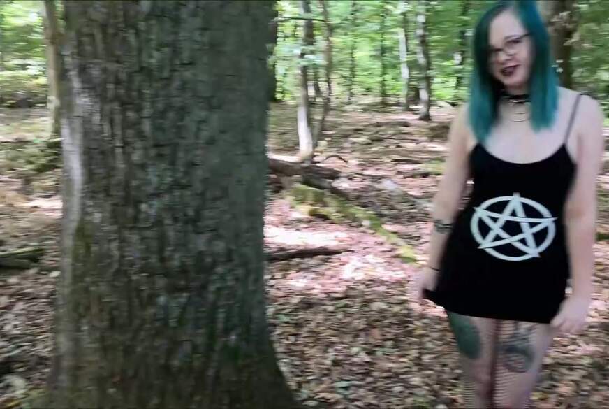 Im Wald ERWISCHT UND G*****t!!! von Natalie-Nuts