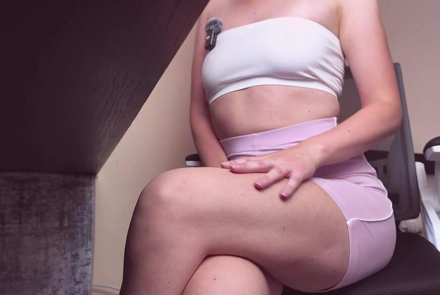 ElaStance: Intensivster Dirty Talk - MILF f***t und f*****t ihre F***e bis zum ORGASMUS