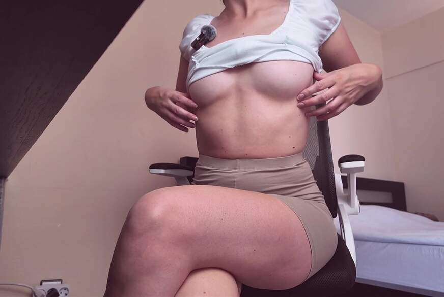 ElaStance: Devote S******e macht alles was du willst