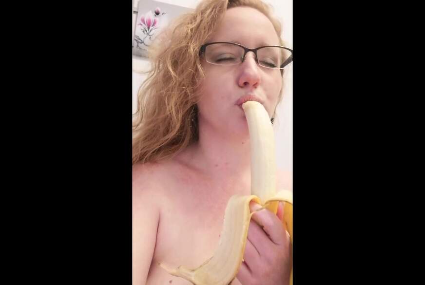 Lady-X: B**wjob mit einer Banane