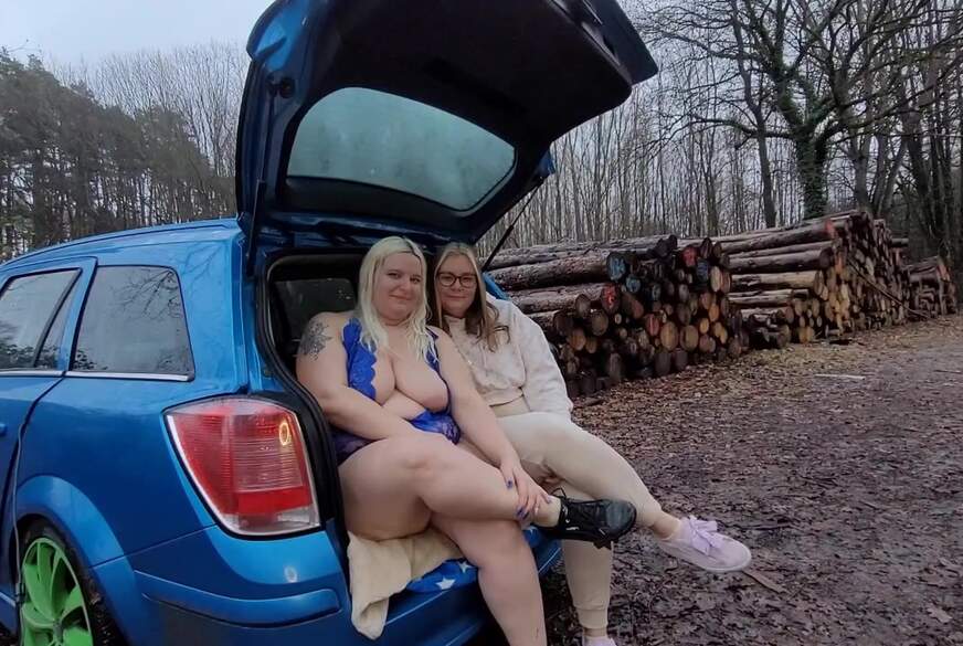 Curvy-Lucy: Ich überrasche Pina Peach mit einem Outdoor-Dre**r