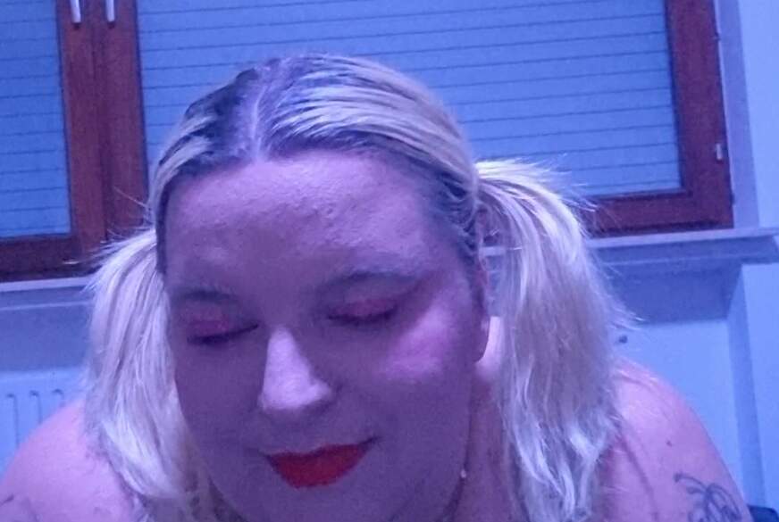 Curvy-Lucy: Halloween-Spezial Der Kürbis in der P***y