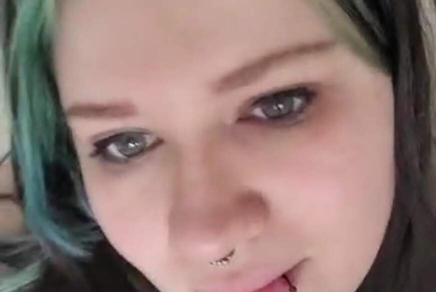 maus-Larissa: Oh nein ich habe es getan mein erster Footjob mit einen Dildo