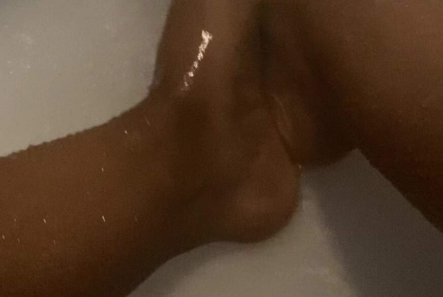 Ich wasche meine Ebony Füße von LuanaDream pic1