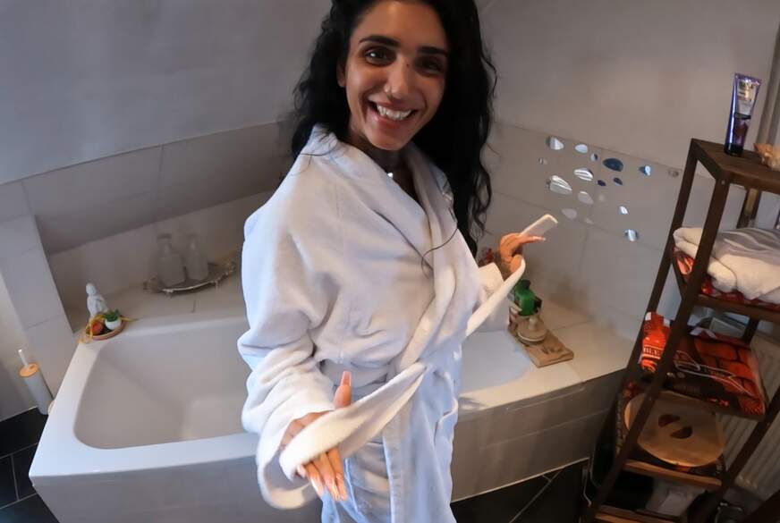 Tyra-Ride: S*********r b****t mich H******e durch