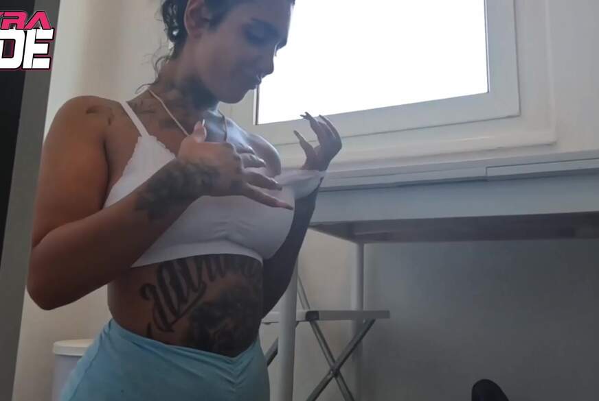 Tyra-Ride: Handwerker f***t mit mir fremd! Big S********e!