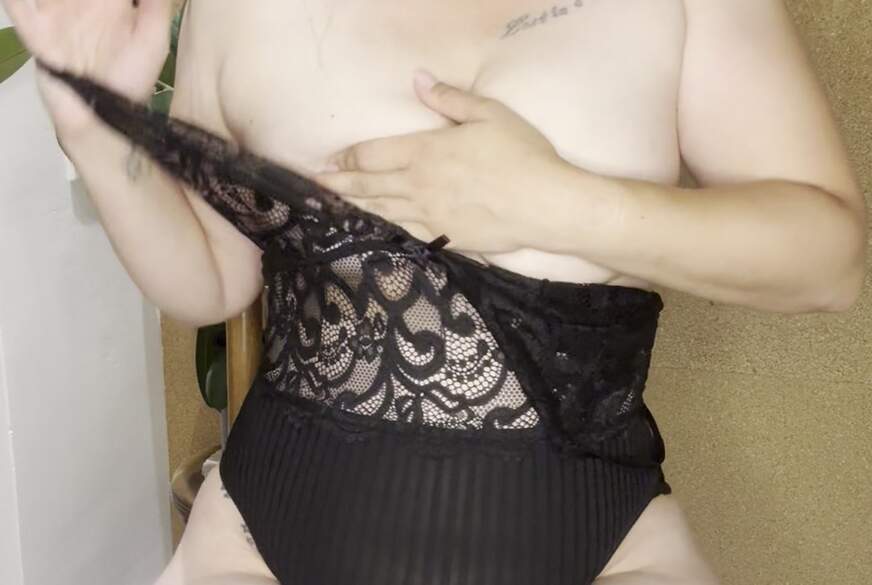 MrsBigb**t: Heißer Ritt auf einem Stuhl,- super wenn du Reiter magst