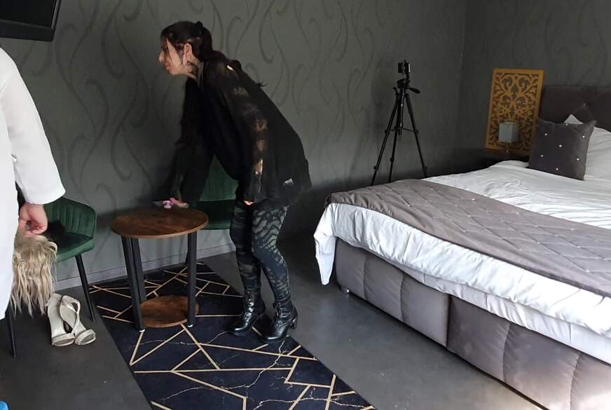 sis1 von Miss-V-Woolf pic4