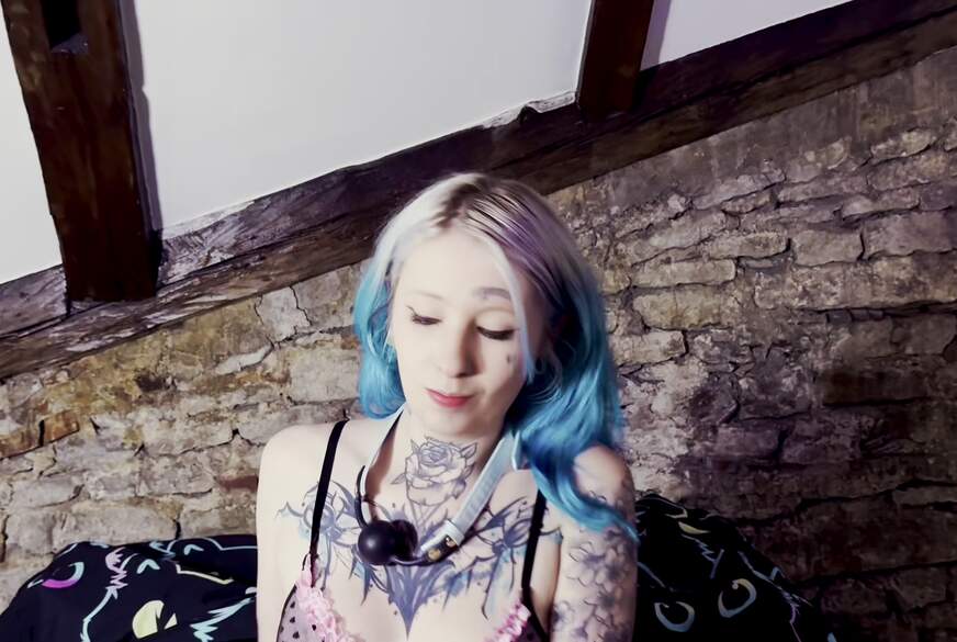 strawberry toy von coyemoo