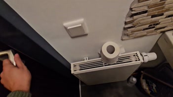 Heimlich auf dem Gäste WC meiner Freundin...