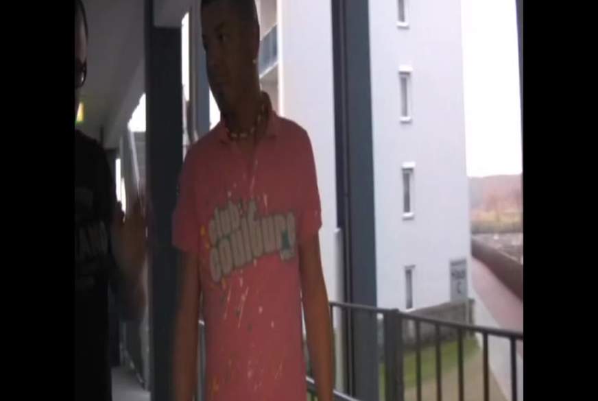 3 F***********n 2 ,   F**kbesuch von Laureen-Pink pic2