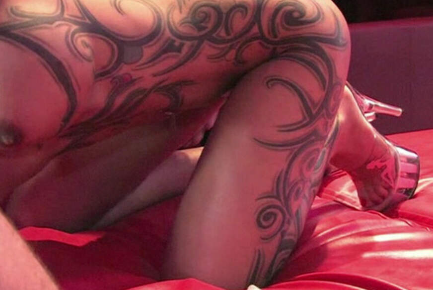 das Schluckfest 1 von Laureen-Pink