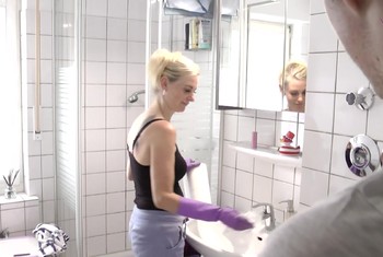 Die Putz-s******e I Wenigstens f****n kann sie!