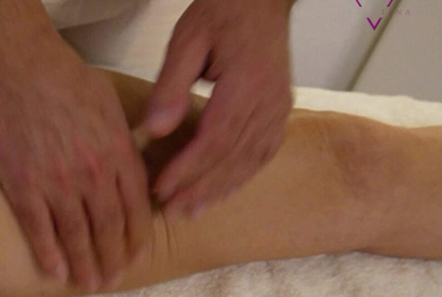 DirtyTina: Die Massage Cam Part 1