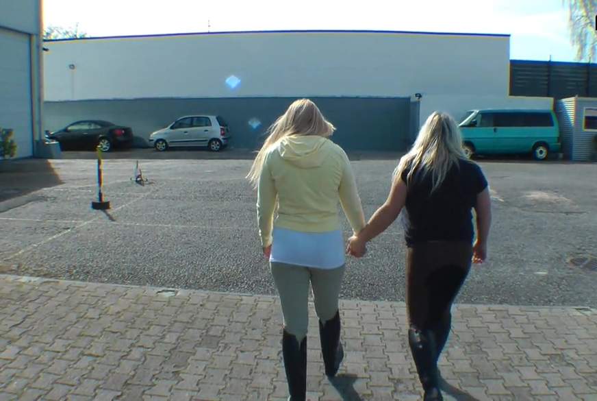 Reiterinnen Hand in Hand von SweetSusi pic2