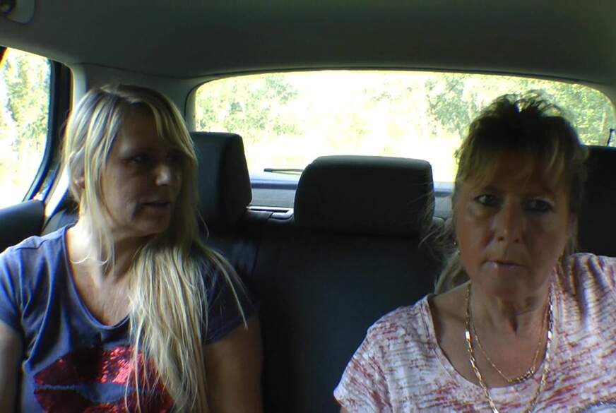 Rauchen und Extrem P****n Outdoor von SweetSusi pic3