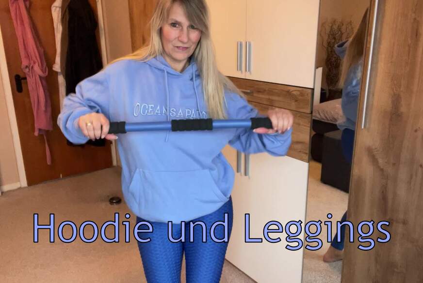 Hoodie und Leggings von SweetSusi pic2