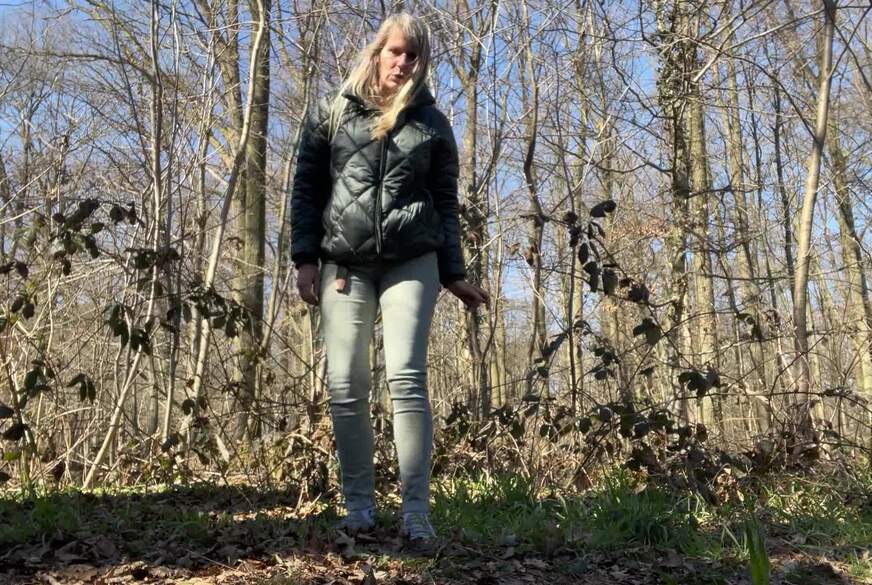 SweetSusi: Heimlich am Waldrand G*****t