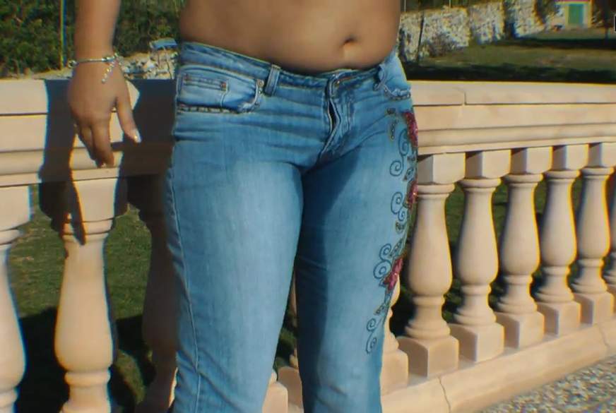 Outdoor Jeans P**s von SweetSusi pic4