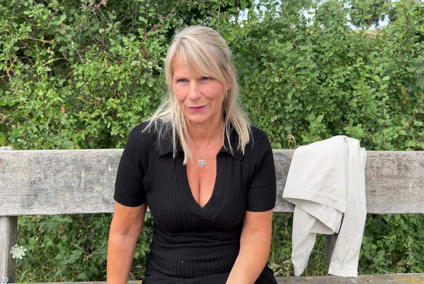 SweetSusi: Ohne Höschen geht doch alles besser