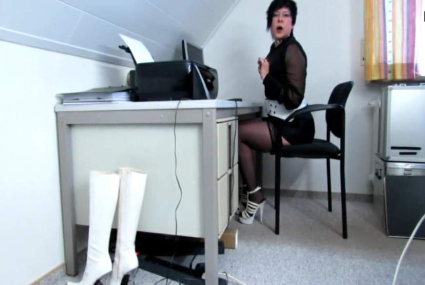 heels-and-more: B***********ke Safetycheck