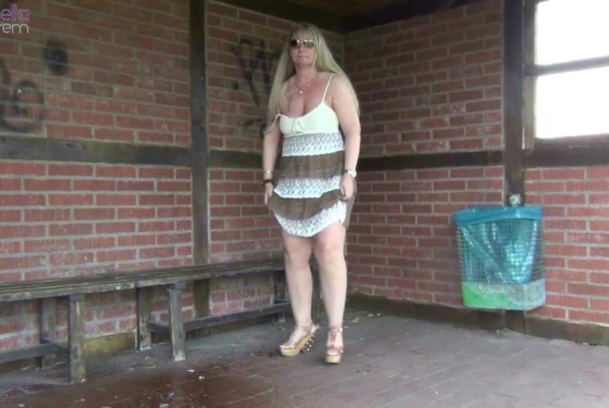 4 mal Extrem Public p****n! Public P**s Compilation! von RosellaExtrem pic2