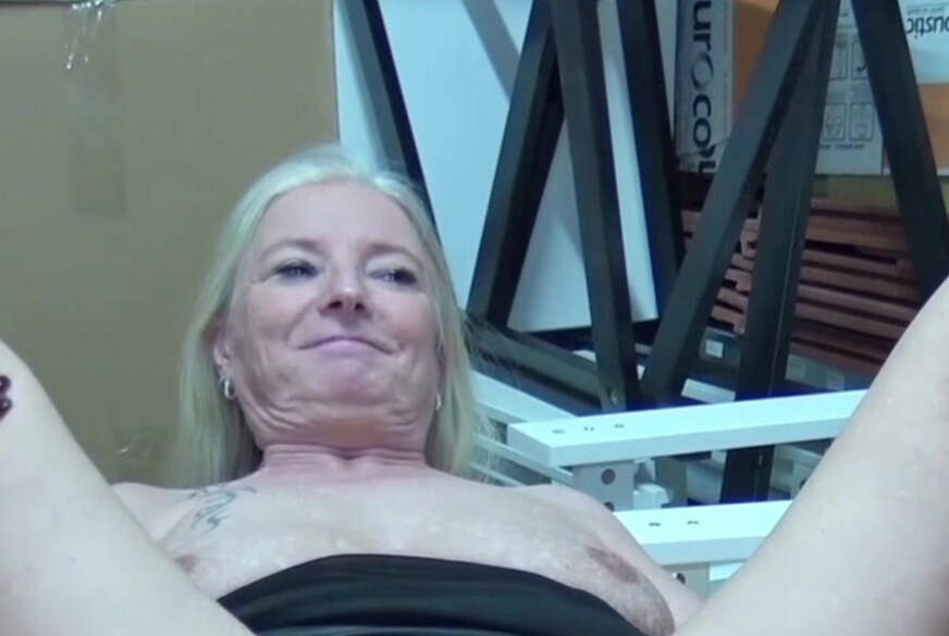 RosellaExtrem: Ich wurde beim Tanken angesprochen und danach in der Autowerkstatt AO a*******t!