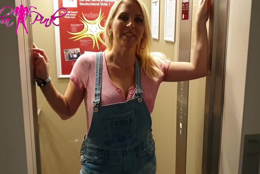 JuliaPink: In die Hoteldusche g*****t