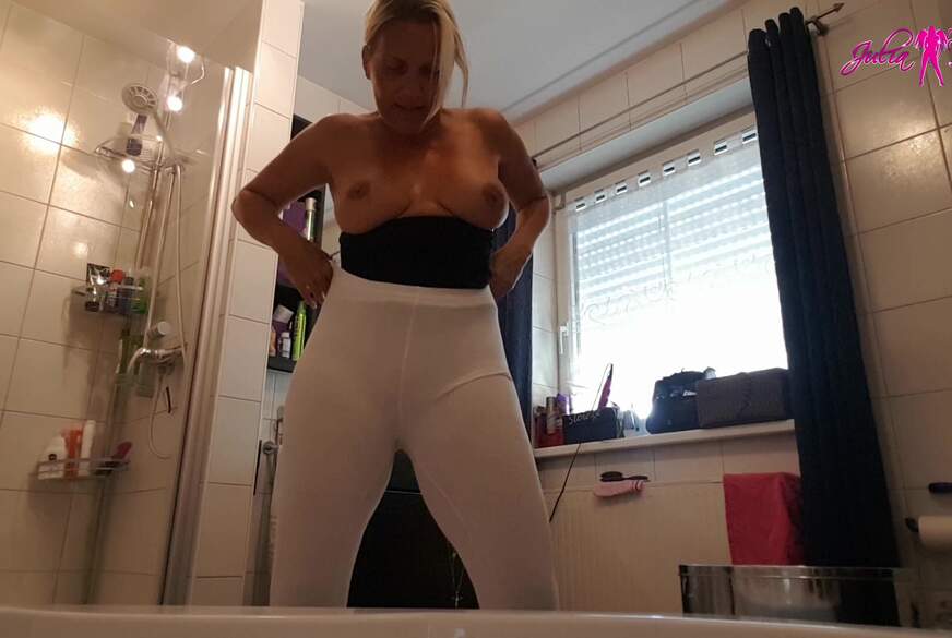 Durch die Leggings g*****t von JuliaPink