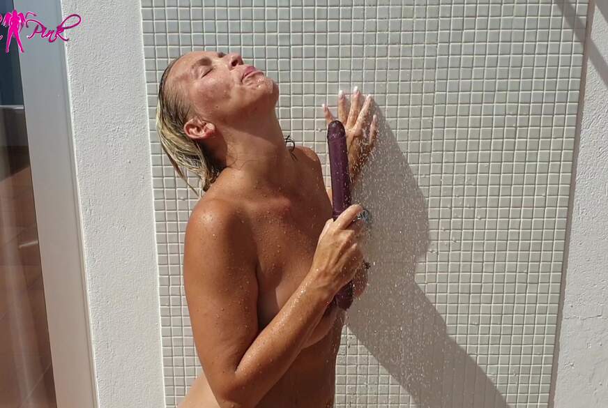 JuliaPink: F****r im A***h und a*******t