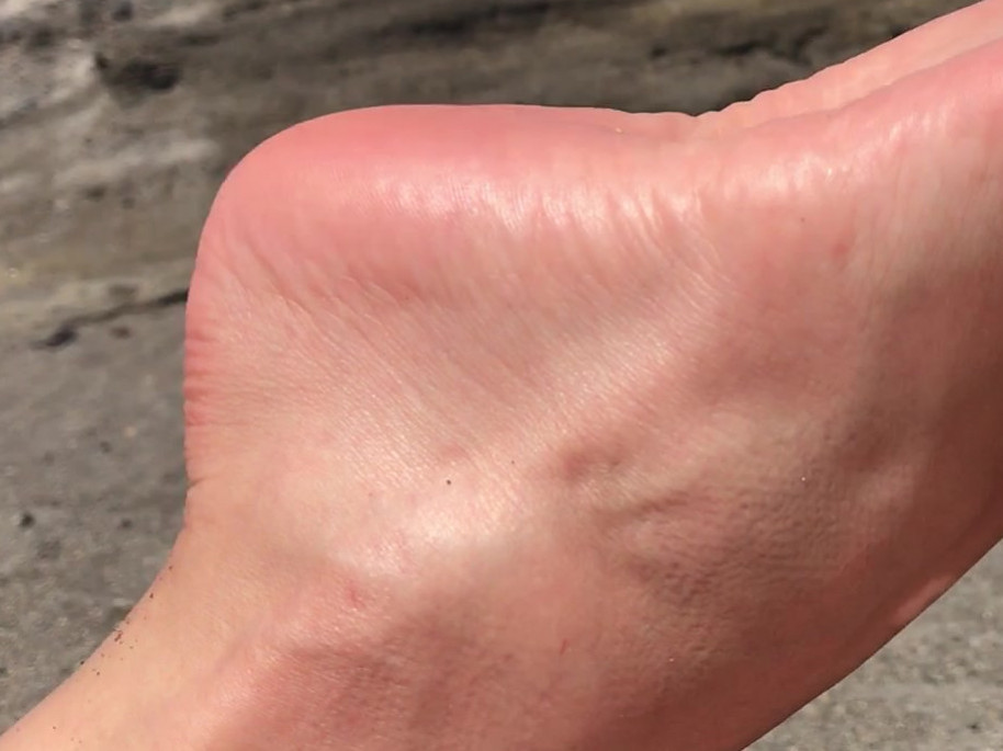 geil draußen footjob geben