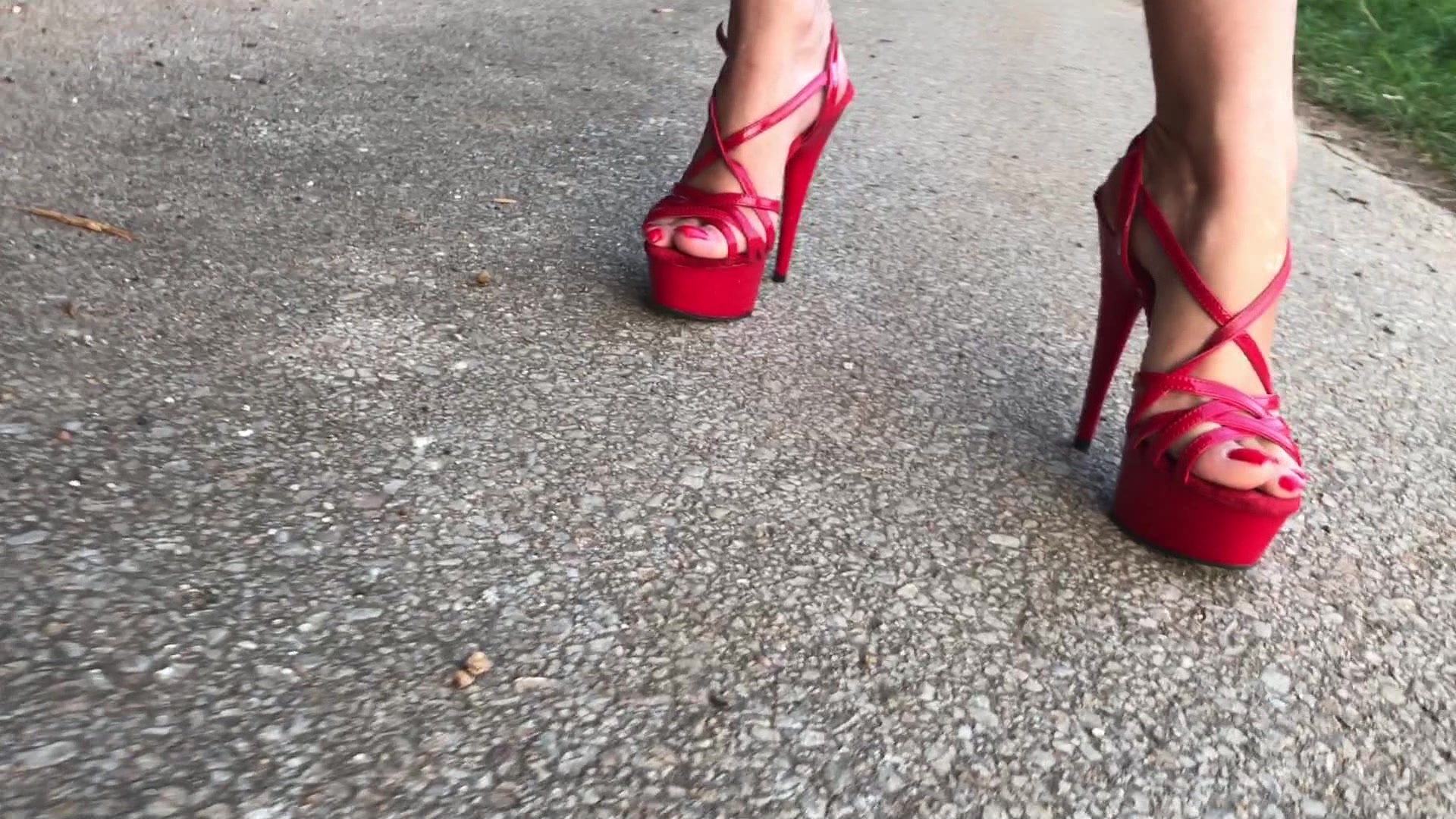 Red is sexy!