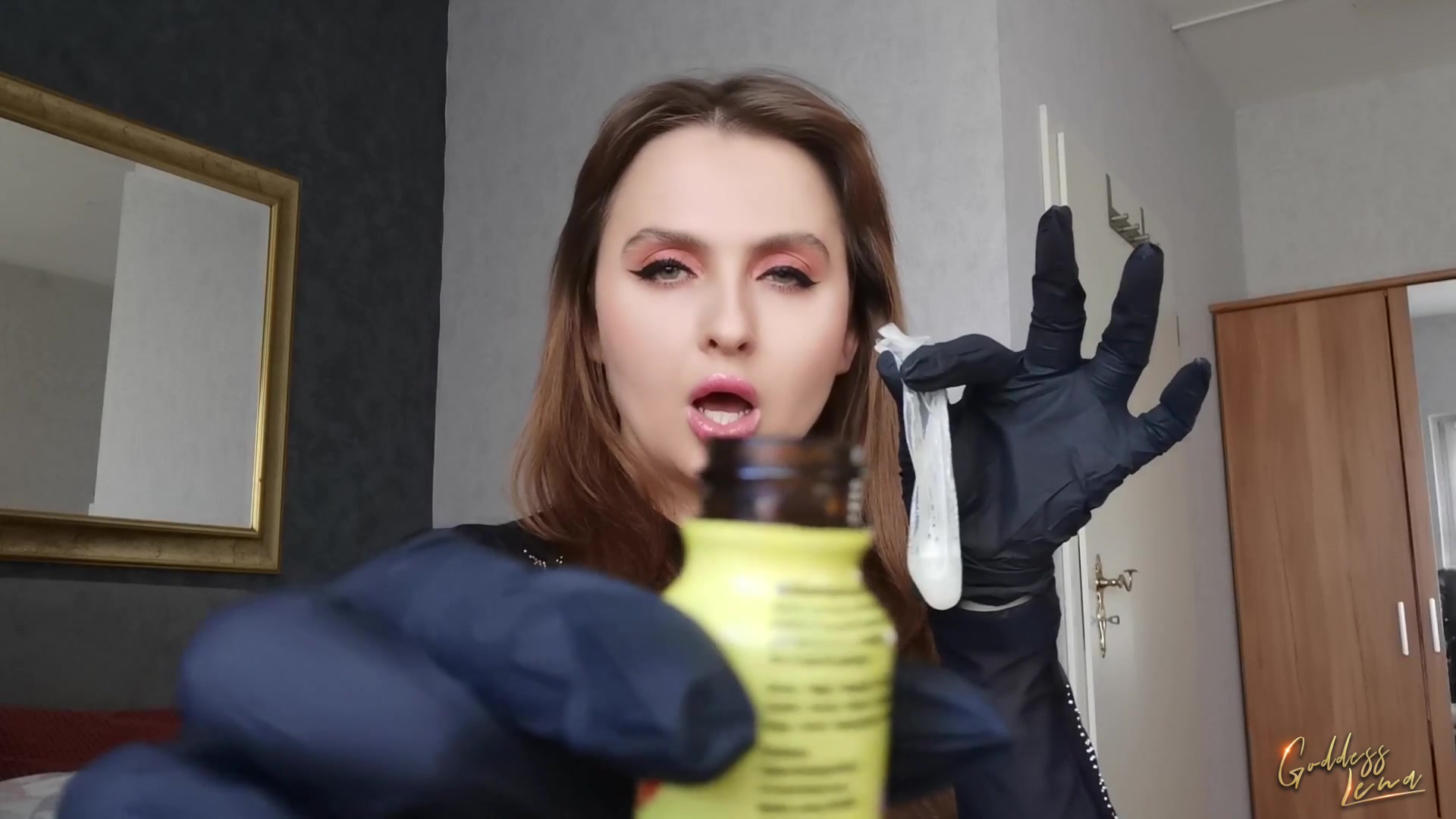 Hey mein kleines Samenmaul. Du wirst in diesem Video lernen, was es heißt unsere Fickreste zu fressen. Ein mit Sperma gefülltes Kondom werde ich von dir austrinken lassen mein kleiner devoter Cucki! Du dumme kleine Fotze wirst dein Maul weit aufmachen und jeden Tropfen schlucken! Wenn du Probleme machst, werde ich dir einen Maul Spreizer in die Fresse pressen und dir PPP zum Inhalieren geben. Anschließend bekommst den Protein Shake zum trinken. Du wirst alles runterschlucken und dadurch von innen gereinigt. Ich werde dir dabei tief in die Augen schauen mein kleiner schwuler Sklave! Unsere benutzen Kondome werden ein neues Grundnahrungsmittel für dich erbärmliche Kreatur!