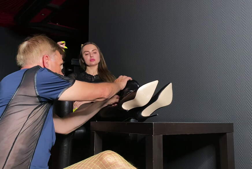 Verschwitzte Nylonfüsse von Goddess-Lena