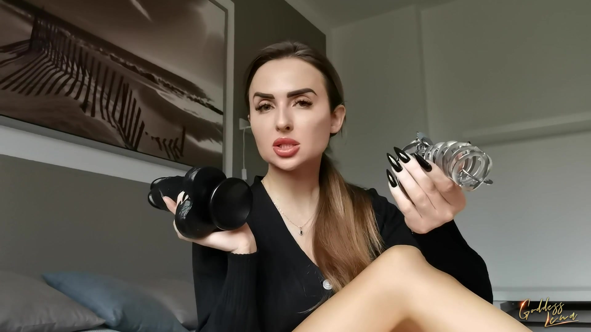 Ich sperre deinen Minischwanz in den KG, denn deinen Pimmel brauchst du jetzt nicht mehr! Ich schicke dich nämlich auf den Strich und ich will, dass du die großen Schwänze wichst und bläst und es ihnen ordentlich besorgst! Du wirst für mich eine richtige spermageile Schlampe sein und für mich anschaffen gehen! Halt deine beiden Löcher für mich hin und lass dir deine Arschfotze und dein Maul ficken! Ich will, dass du Kohle für mich verdienst!