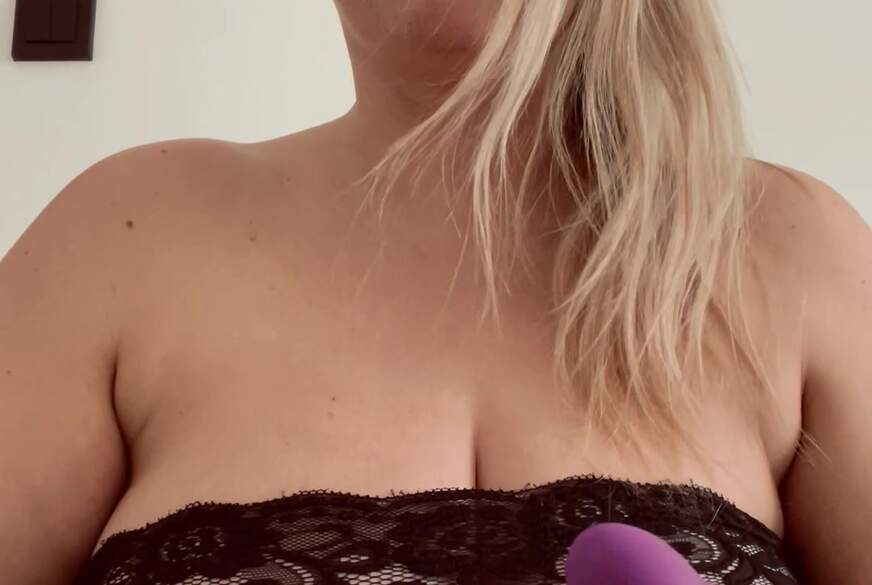 Blondiesek: B**sen deine h**t S*****z