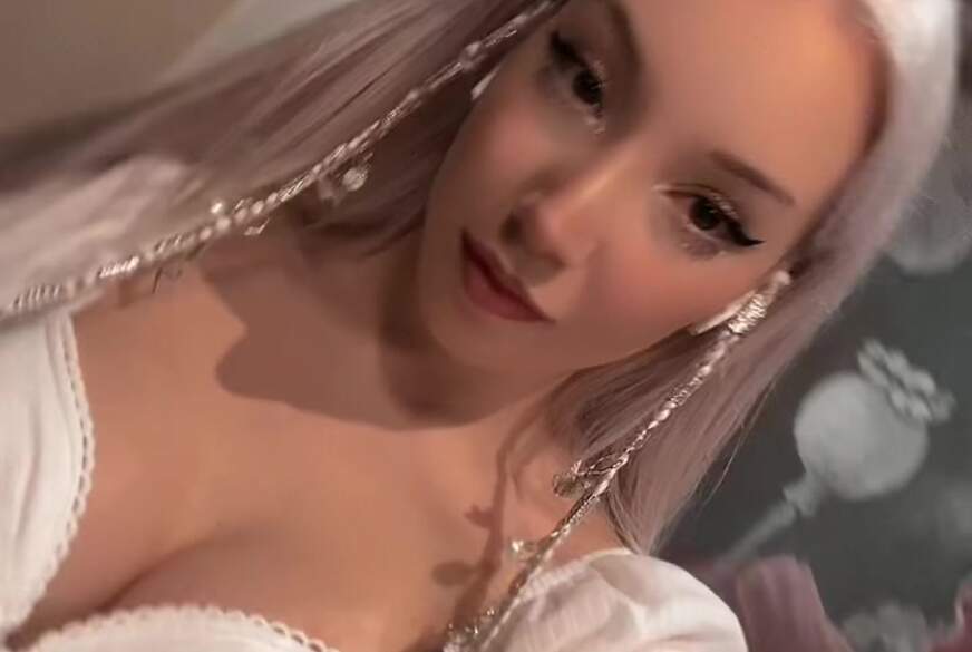 Lady-Khaleesi: Unterwäsche check im Freizeitpark?