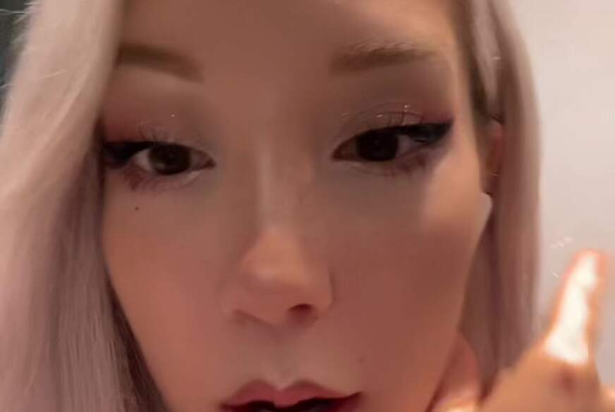 Lady-Khaleesi: Ich f***e mich tief mit dem Toy